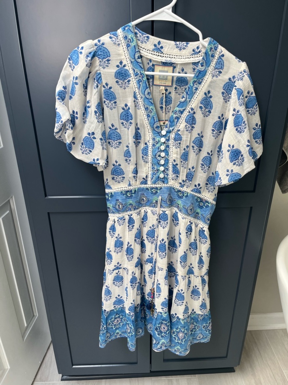 NWT Alicia Bell Blue Molly Mini Dress Large Blue & White Floral Blockprint Boho
